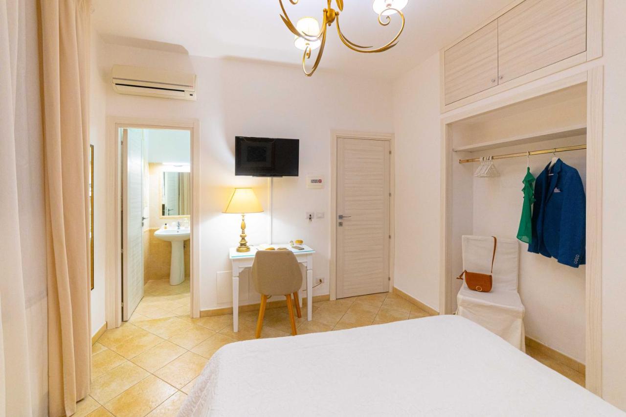 Bed And Breakfast Dionisio Taormina Exterior photo