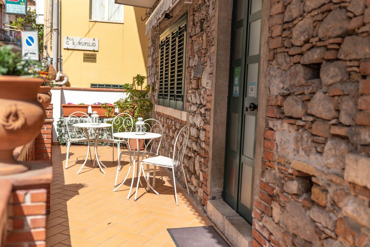 Bed And Breakfast Dionisio Taormina Exterior photo